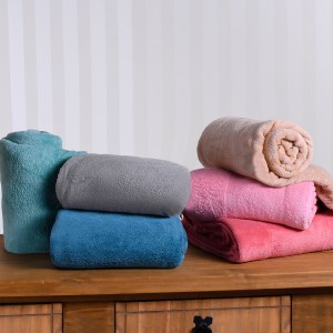 MANTA HIPER TEXTIL SOLTEIRO MICROFIBRA LISA BENE CASA - SORTIDA