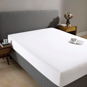 LENCOL CASAL COM ELASTICO LISO PRIORI (130 FIOS) - DOHLER